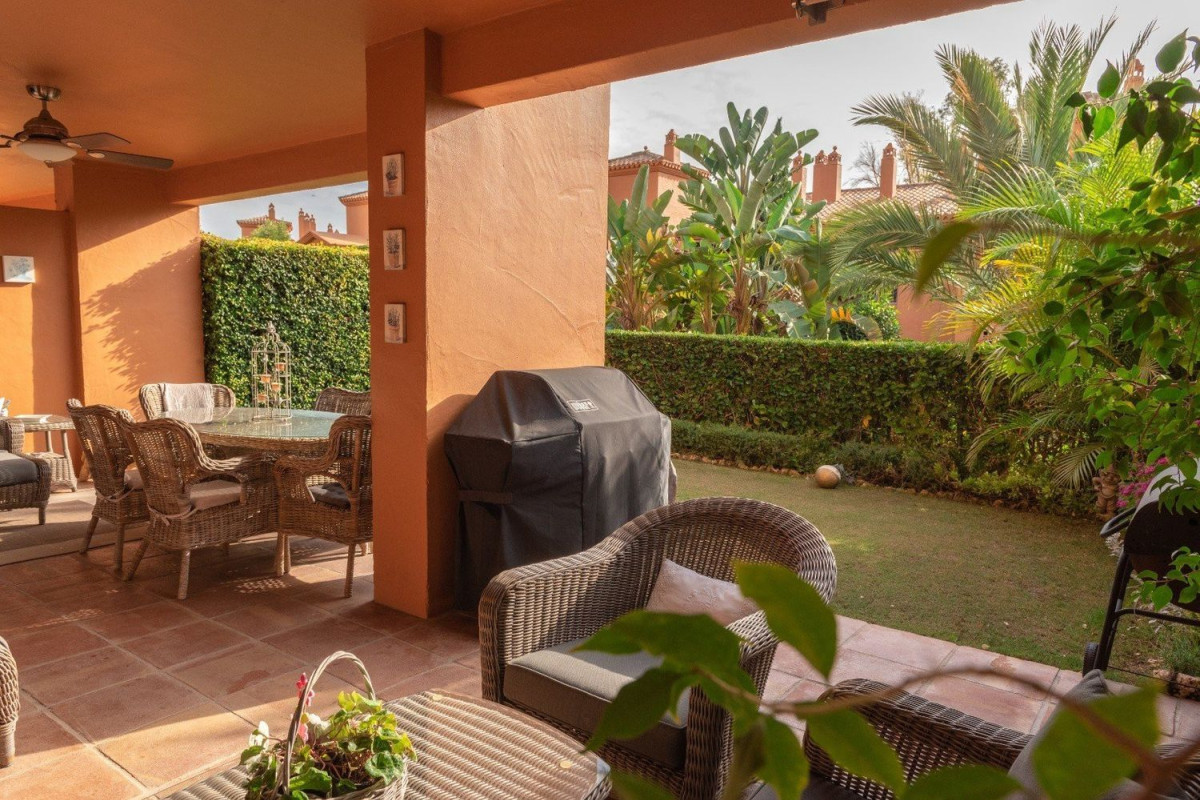 Sprzedaż mieszkania w Benamara - Atalaya, Estepona
 photo 2