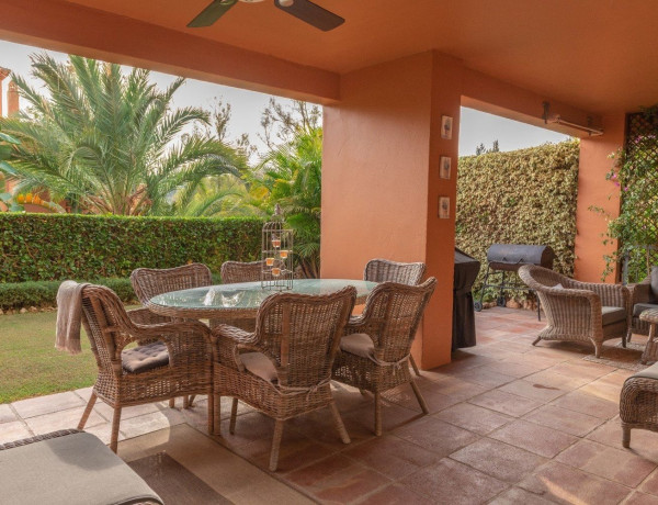 Piso en venta en  Benamara - Atalaya , Estepona photo 4