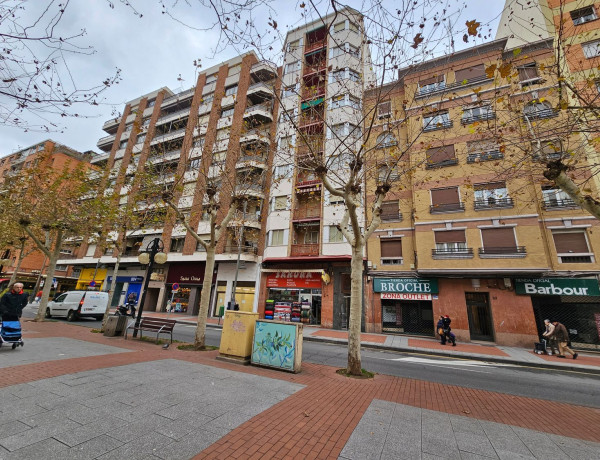 Piso en venta en Avenida de la Paz, Logroño thumbnail 1