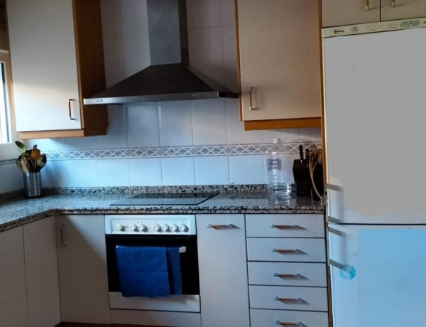 Chalet adosado en venta en , Cabezón de Pisuerga thumbnail 2