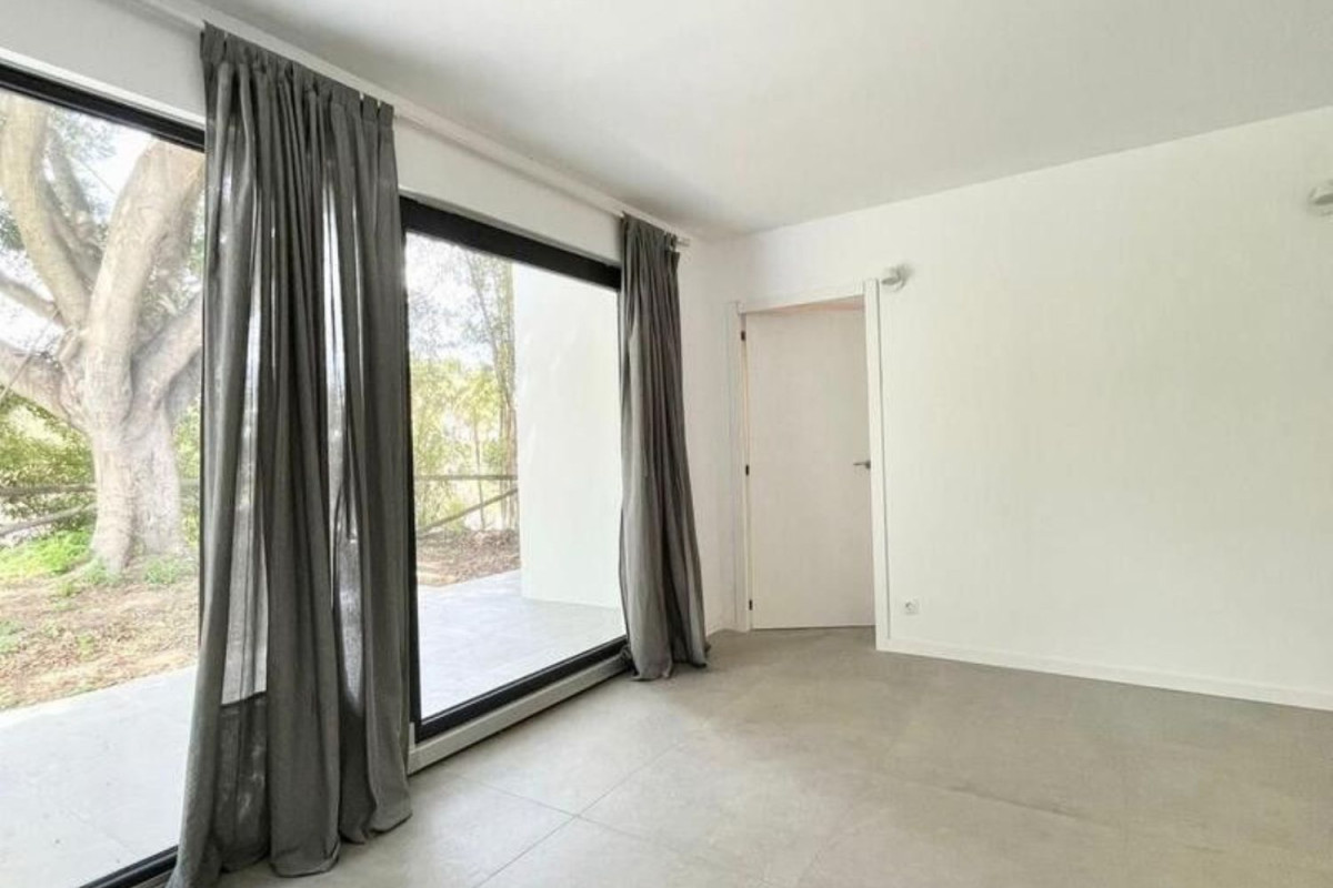 Venta de chalet independiente en Nueva Andalucía, Marbella
 photo 3