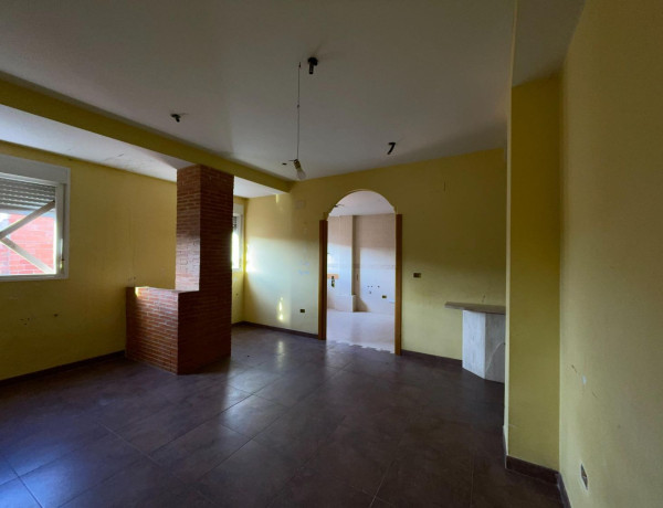 Продажа квартиры в Calle Larga, 47, Castellón de la Plana / Castello de la Plana thumbnail 2