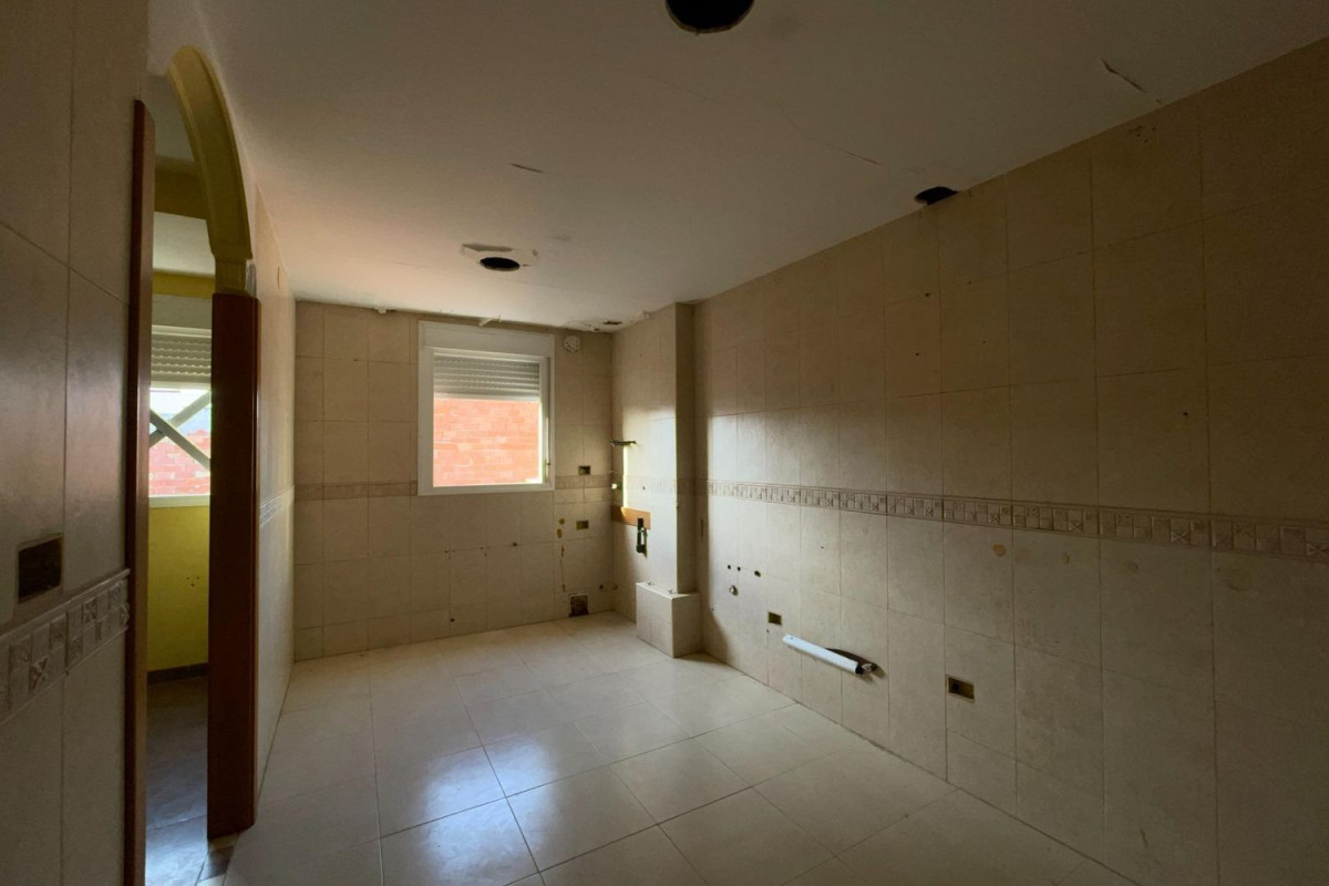 Venta de piso en Calle Larga, 47, Castellón de la Plana / Castello de la Plana
 photo 4