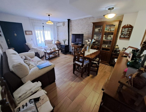 Таунхаус на продажу в  La Granja - La Colina - Los Pastores , Algeciras photo 1