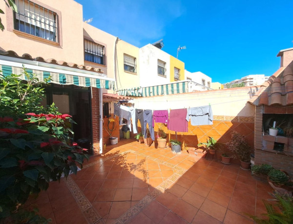 Таунхаус на продажу в  La Granja - La Colina - Los Pastores , Algeciras photo 2
