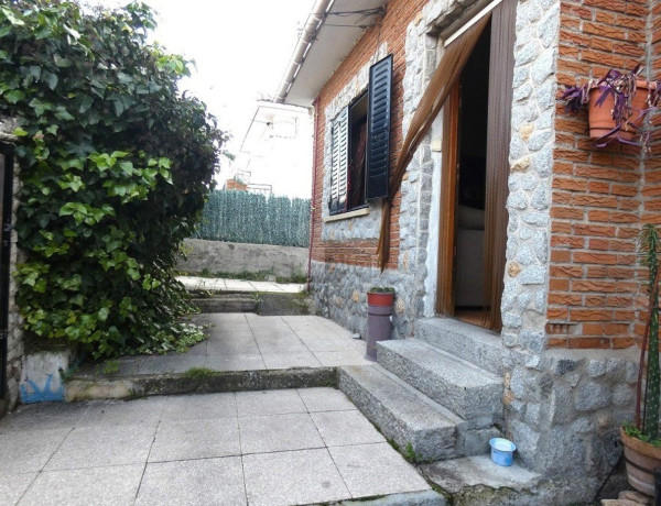 Таунхаус на продажу в  San Andrés , Colmenar Viejo photo 2