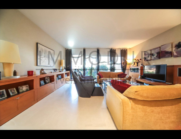 Chalet adosado en venta en  Calle dels Tellinaires s/n , Gavà photo 1