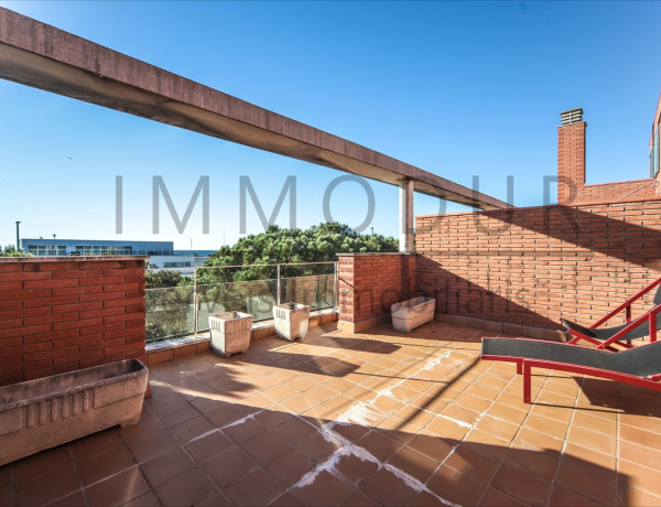 Chalet adosado en venta en  Calle dels Tellinaires s/n , Gavà photo 2