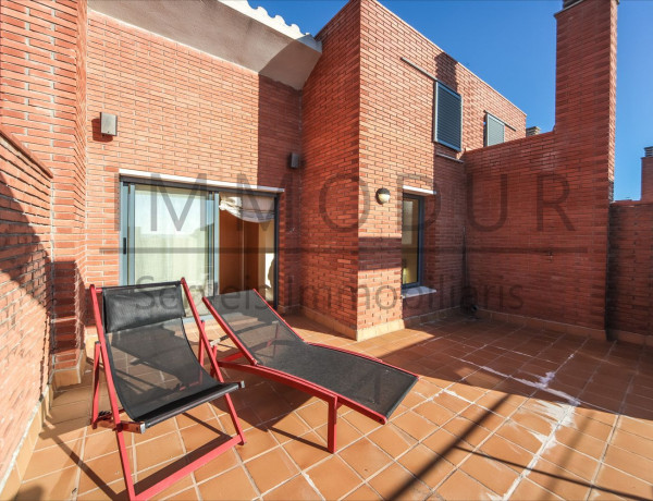Chalet adosado en venta en  Calle dels Tellinaires s/n , Gavà photo 4