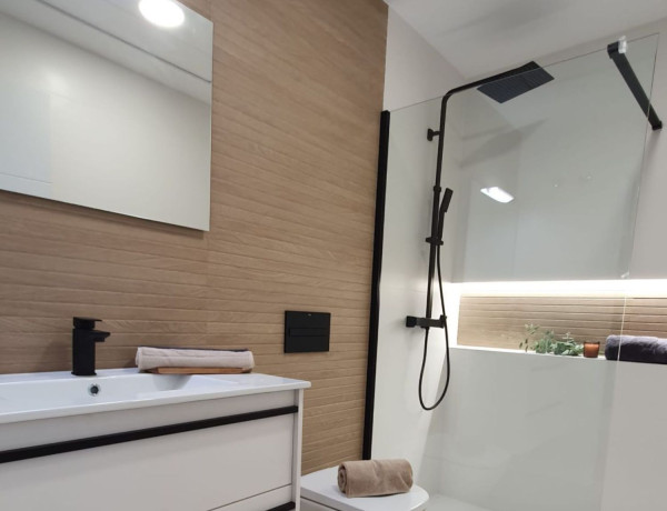 Semi-detached house for sale in San Pedro Del Pinatar , San Pedro del Pinatar thumbnail 1