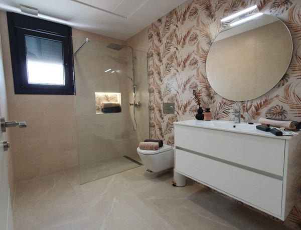 Semi-detached house for sale in San Pedro Del Pinatar , San Pedro del Pinatar thumbnail 2