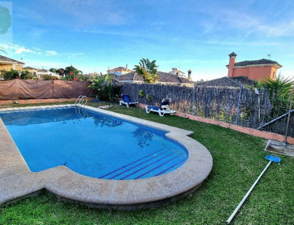 Chalet independiente en venta en  Ctra Sanlúcar-Zona Cuatro Pinos , El Puerto de Santa María photo 4