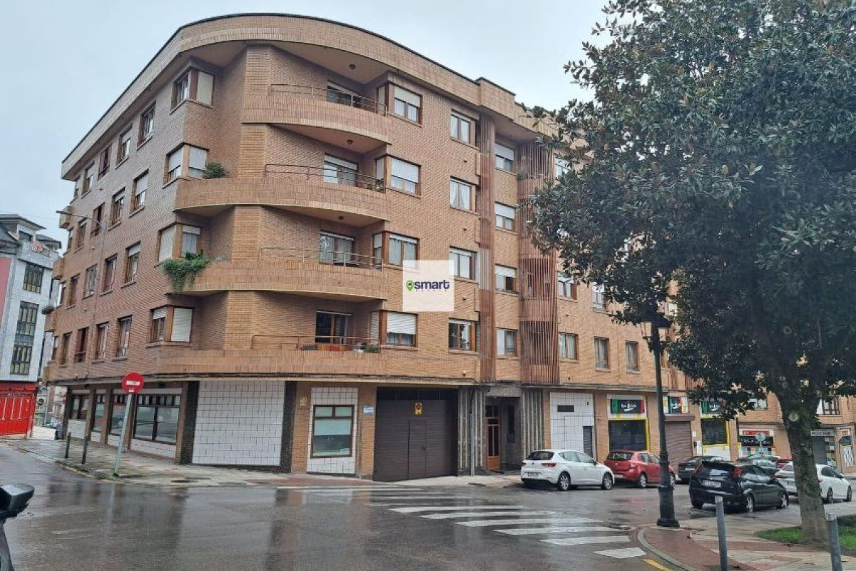 Продажа квартиры на Calle Daniel Álvarez González, 26, Лангрео
photo 1