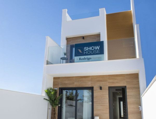 Semi-detached house for sale in San Pedro Del Pinatar , San Pedro del Pinatar photo 1