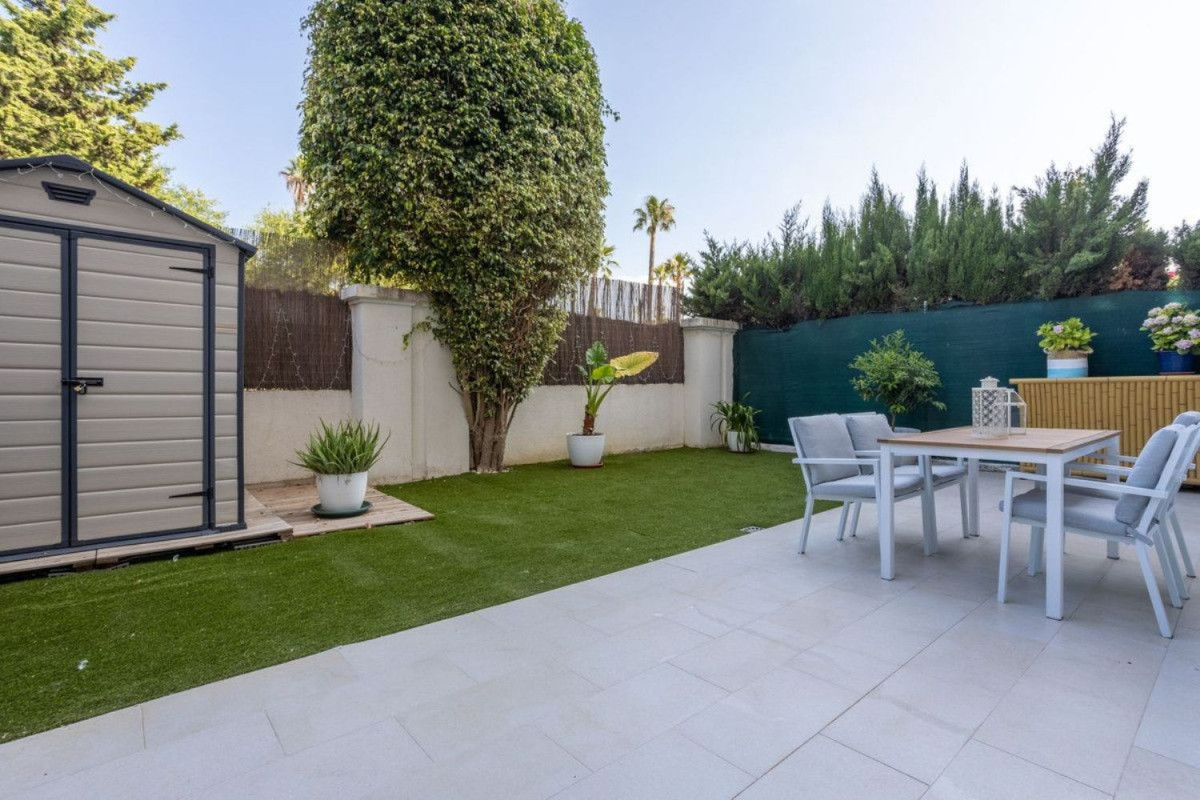 Продажа квартиры на Urbanización Cortijo Blanco, Марбелла
 photo 5