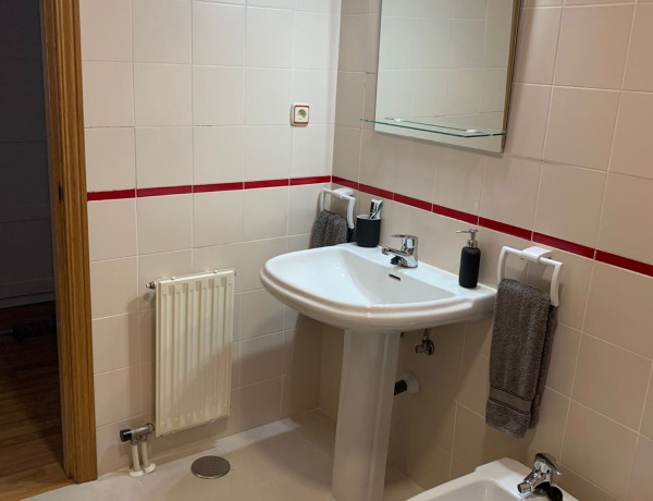 Bajo en venta en  Avenida Carlos V, 113, Móstoles photo 3