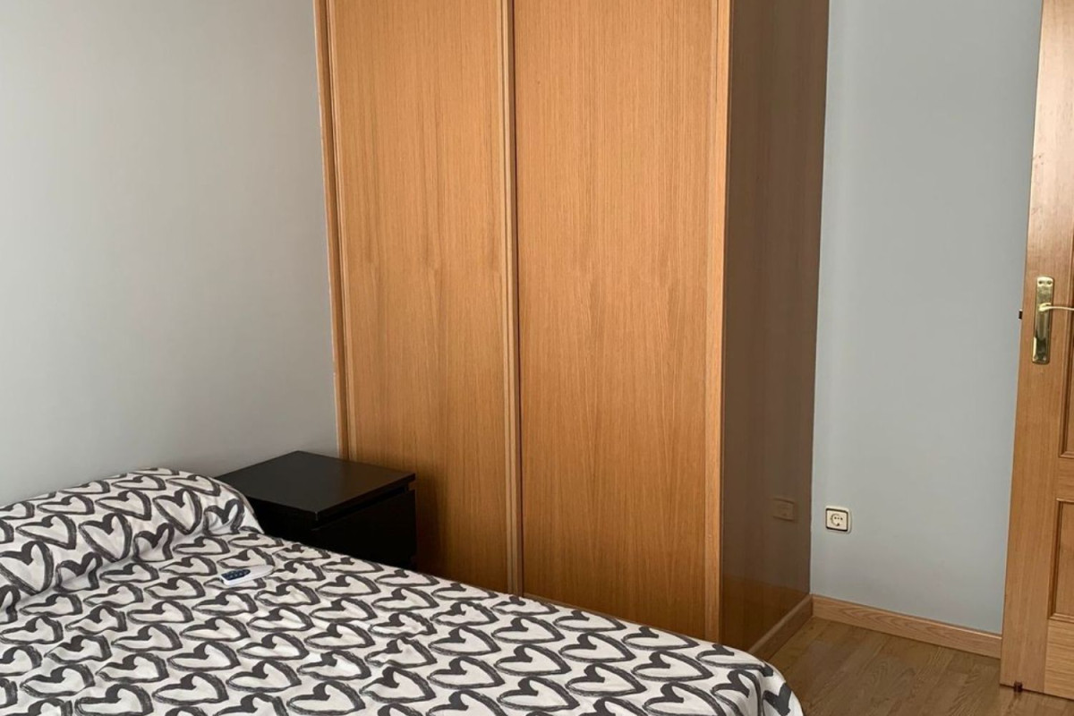 Sprzedaż parteru w Avenida Carlos V, 113, Móstoles
photo 4