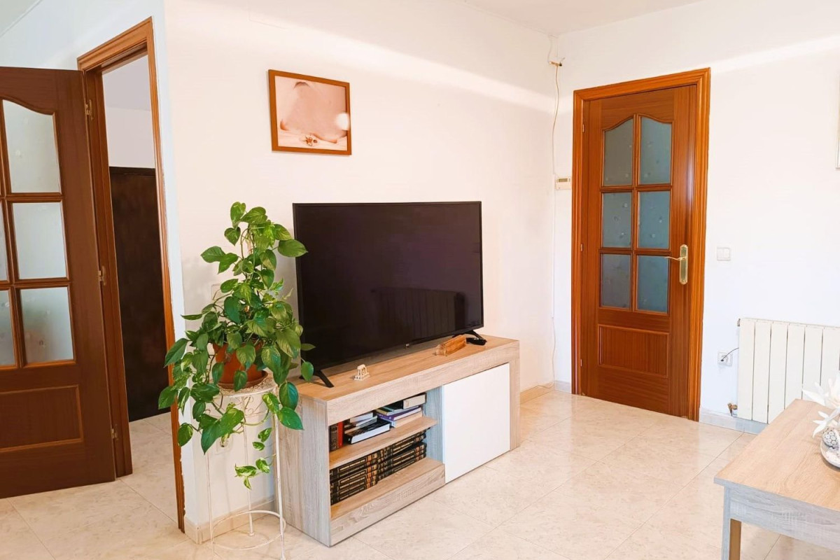 Venta de chalet adosado en Plaza Ricardo Lozano , Calafell photo 5