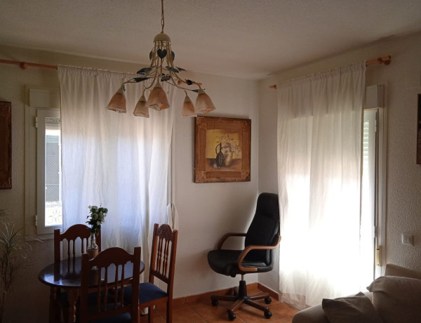 Chalet adosado en venta en , Ugena thumbnail 1