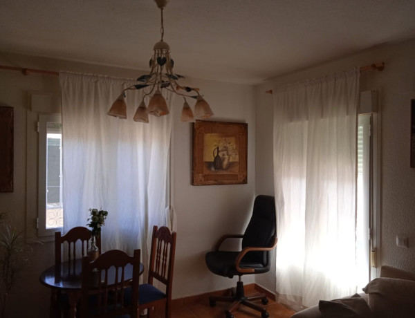 Chalet adosado en venta en , Ugena thumbnail 2