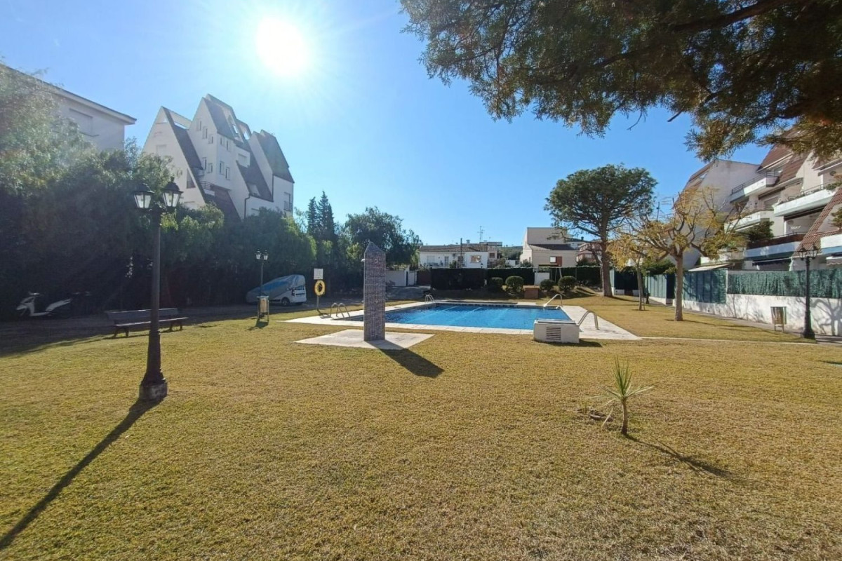 Продажа квартиры на Calle la Garrotxa, Калафель
photo 4