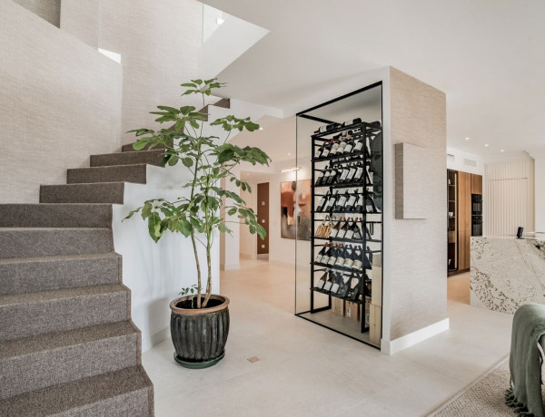 Piso en venta en  Urbanización Rocío/nagüeles, Marbella photo 4