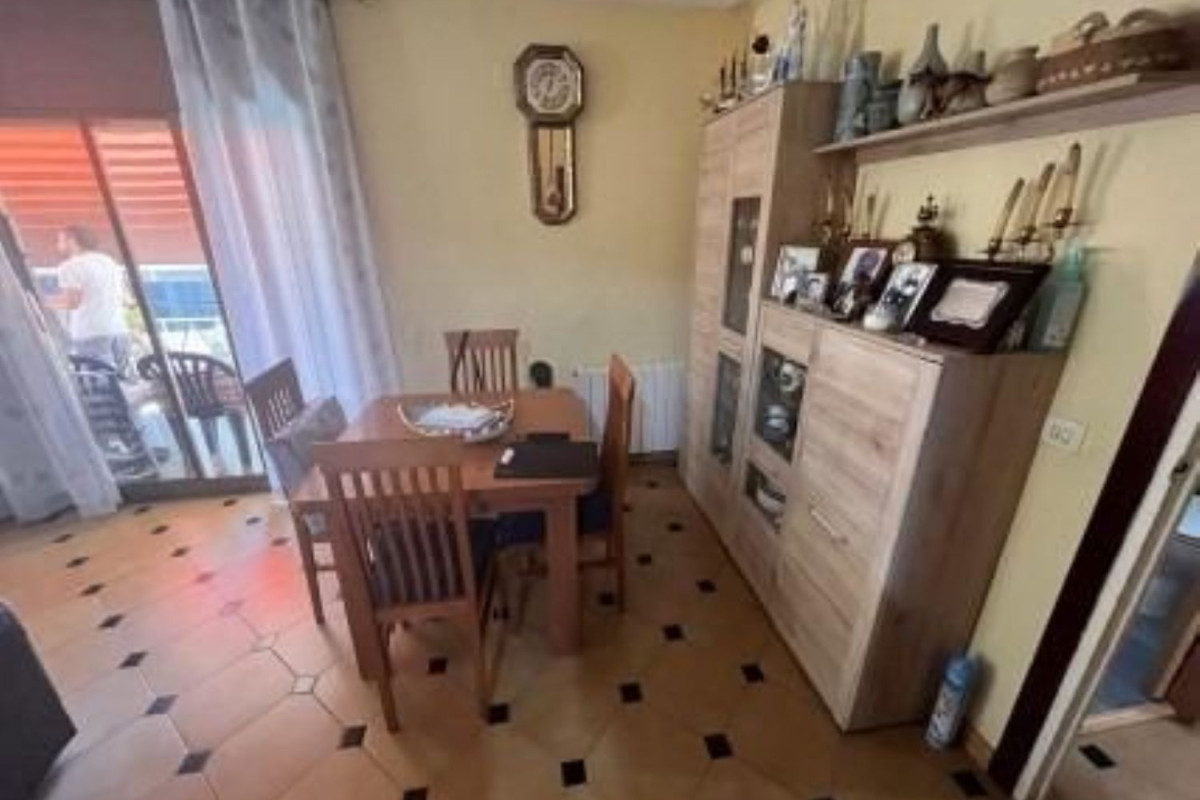 Продажа квартиры на Avenida Alemanya, Калафель
 photo 4