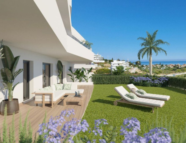 Piso en venta en Calle Barcelona, 48, Estepona thumbnail 1