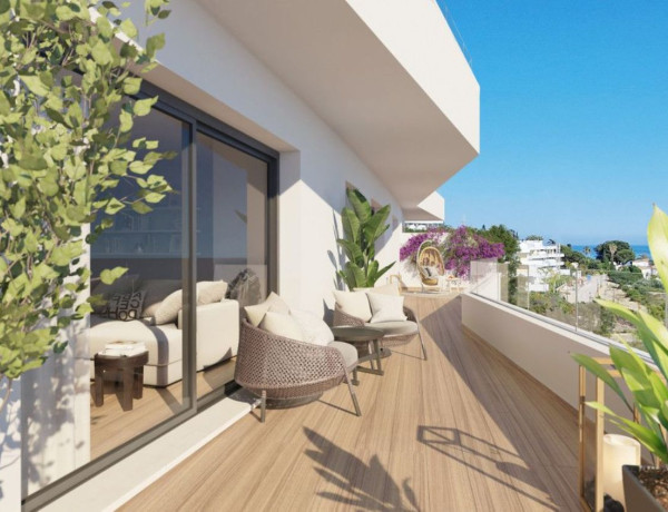 Piso en venta en Calle Barcelona, 48, Estepona thumbnail 2