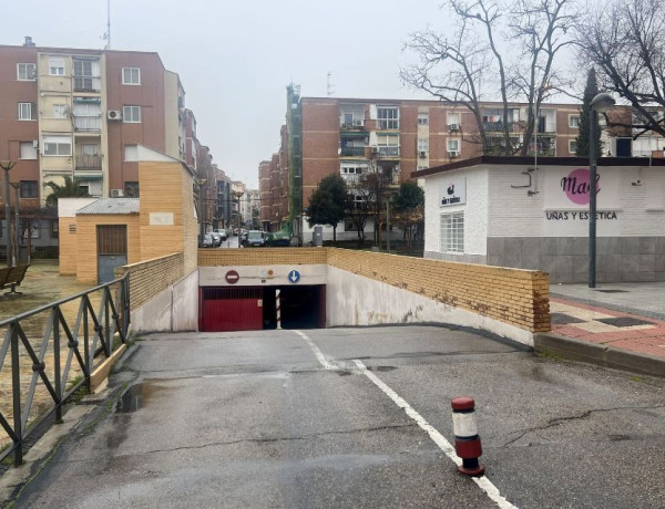 Garage for sale at Calle Río Manzanares, 15 , Leganés photo 1