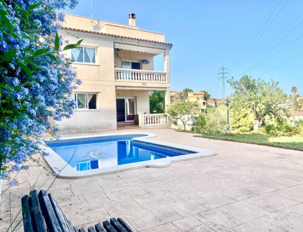 Chalet independiente en venta en Segur de Calafell , Calafell thumbnail 1