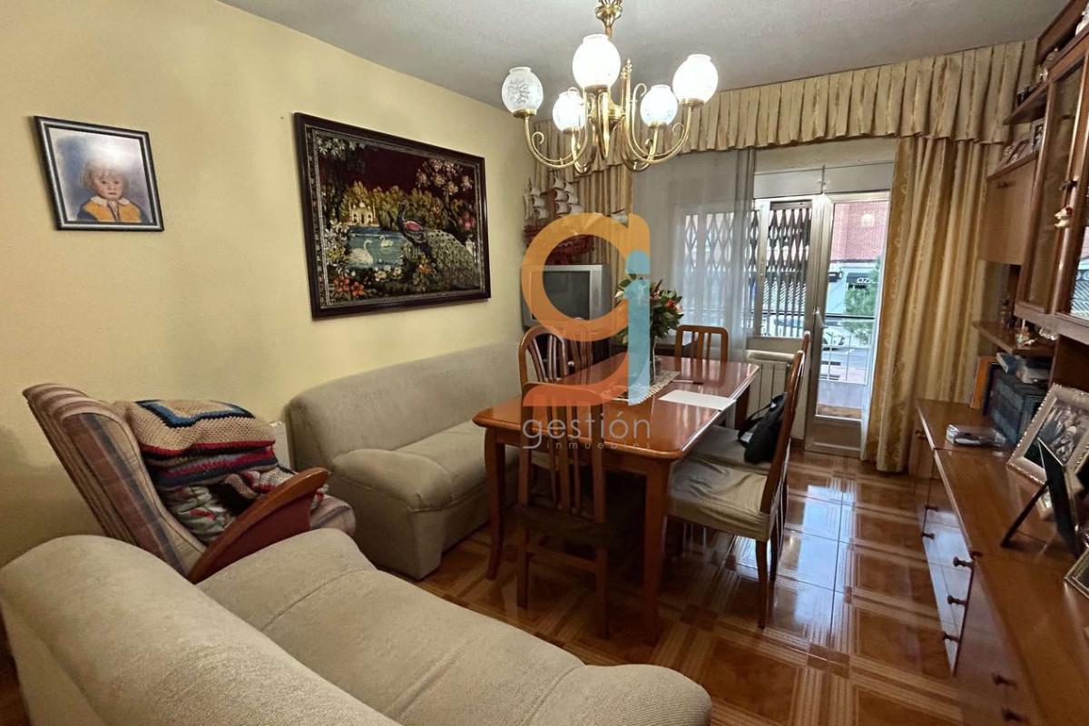 Sale of apartment in Avenida de portu, Móstoles
photo 2