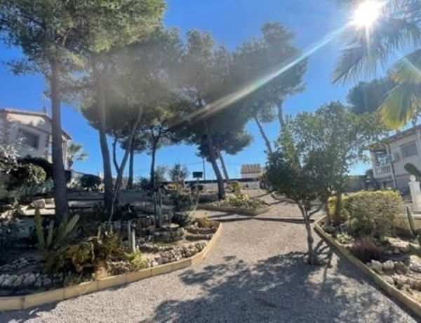 Detached villa for sale in  Costa Cunit - Els Jardins - Els Rosers , Cunit photo 3