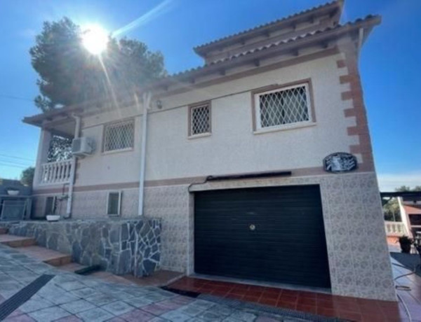 Detached villa for sale in  Costa Cunit - Els Jardins - Els Rosers , Cunit photo 4
