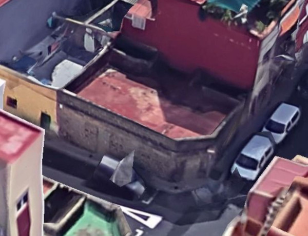 Semi-detached house for sale in Calle tegueste , San Cristóbal de la Laguna thumbnail 1