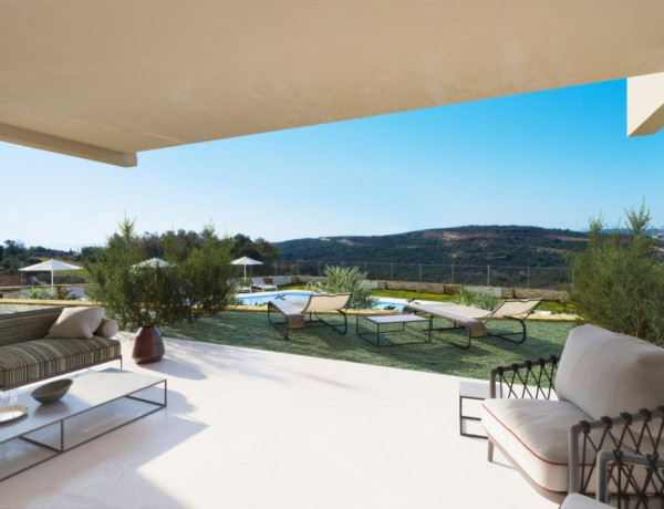 Apartment for sale in  Lugar Urbanizacion Estepona Golf, Estepona photo 1