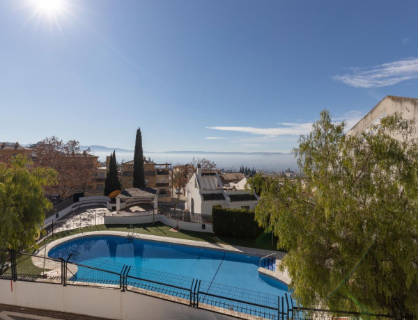 Chalet independiente en venta en  Albaicín , Granada photo 3
