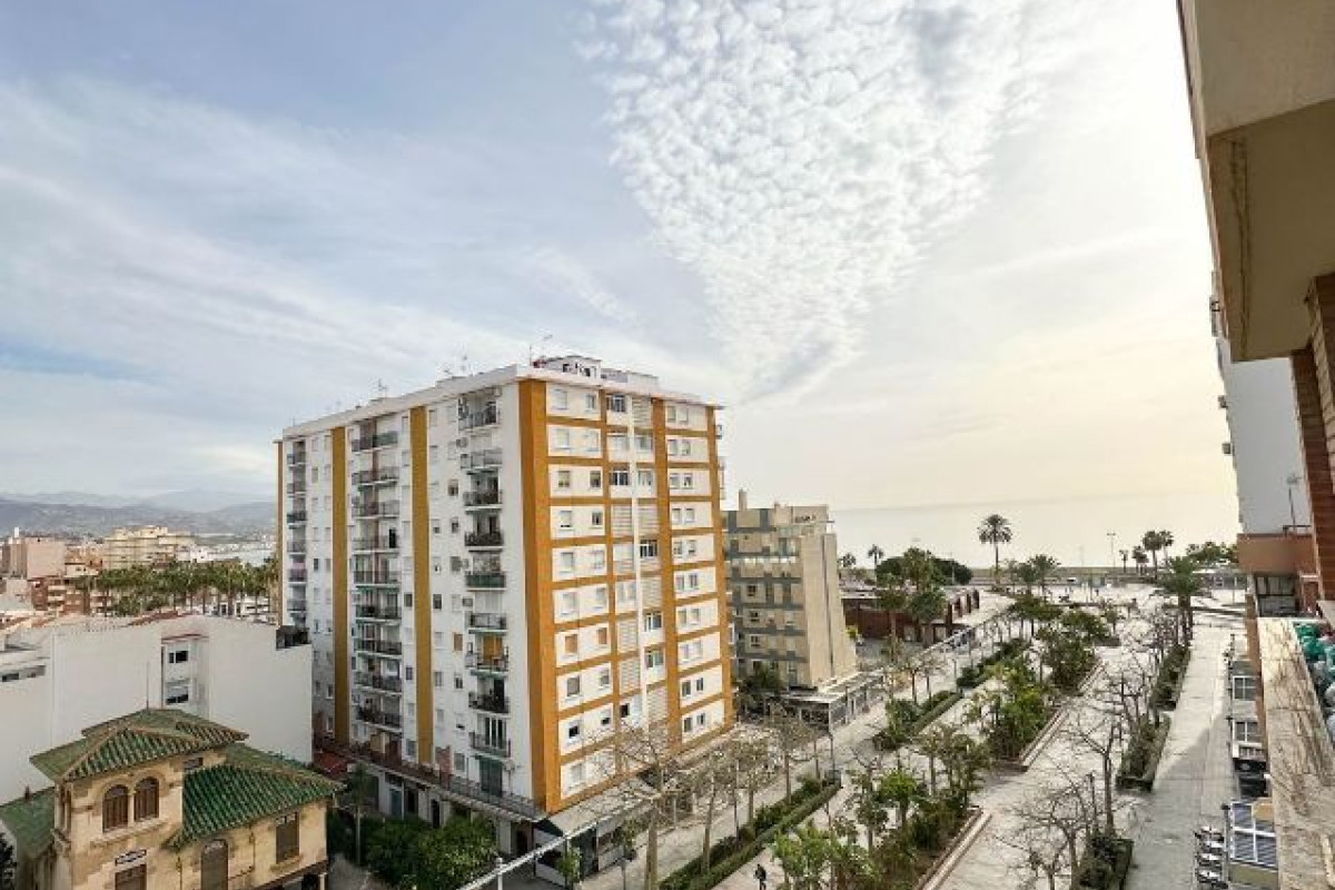 Sale of apartment in Paseo LARIOS, Tower of the Sea
photo 2