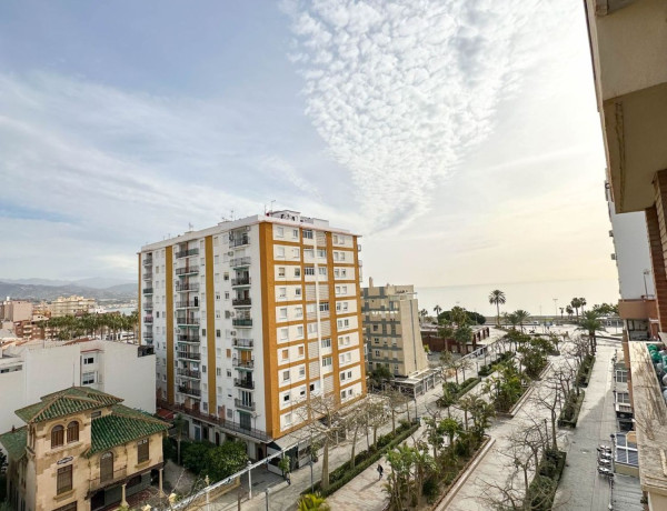 Продажа квартиры в  Paseo LARIOS, Torre del Mar photo 4