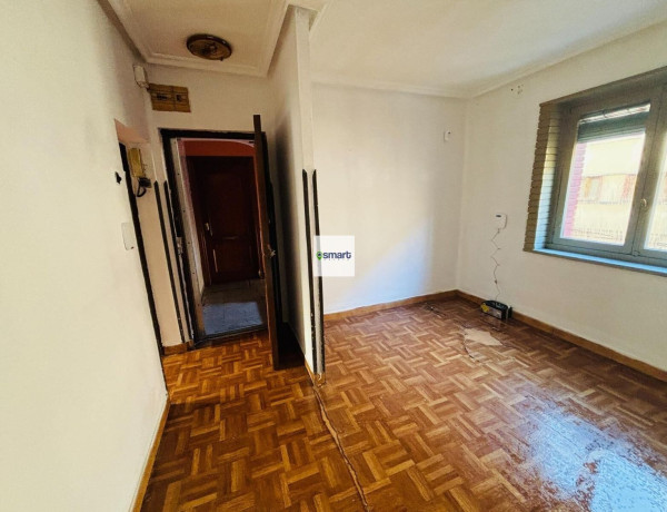 Продажа квартиры в Avenida de la Reguera, 18 D, Langreo thumbnail 2