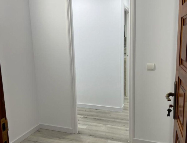 Продажа квартиры в  Calle Ramón y Cajal, Sant Antoni de Portmany photo 3