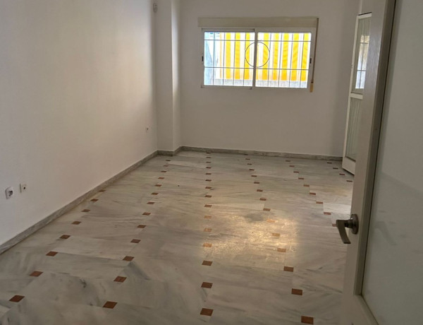 First floor for sale in Calle Arroyo Totalán, Rincón de la Victoria photo 1