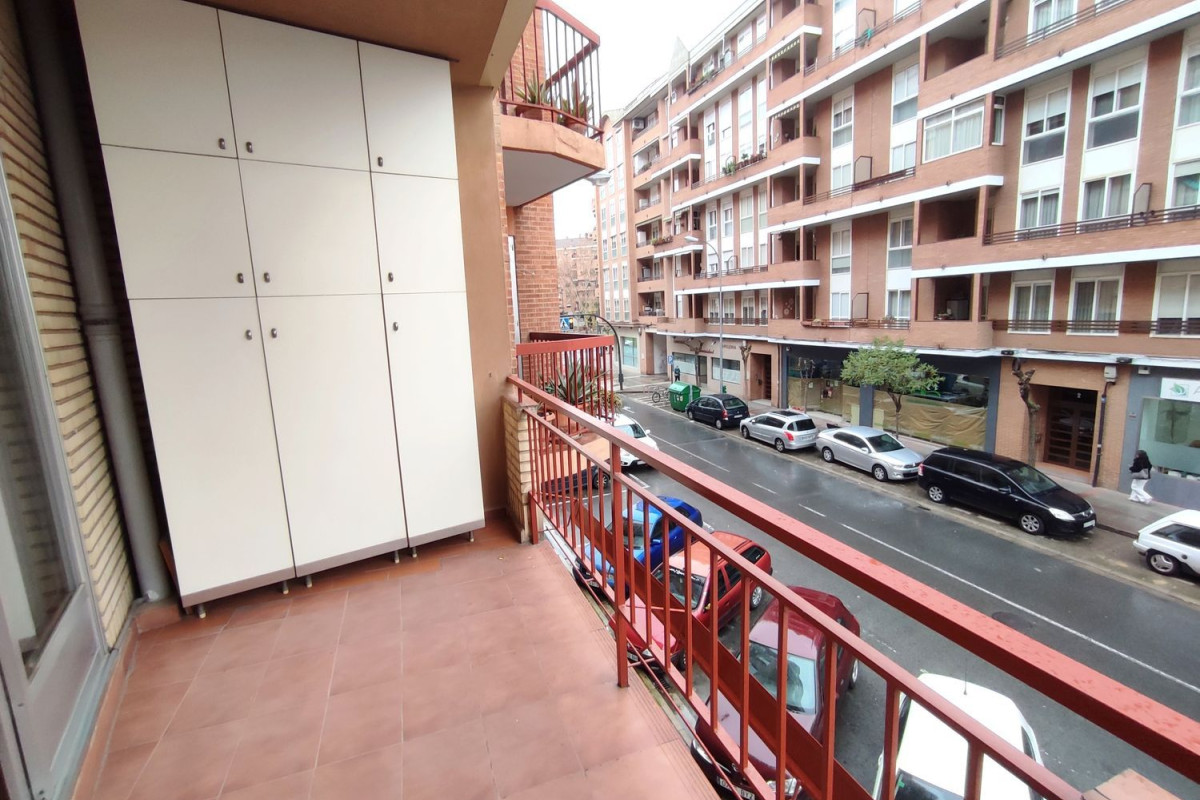 Sale of apartment in pepe blanco, Logroño
 photo 2