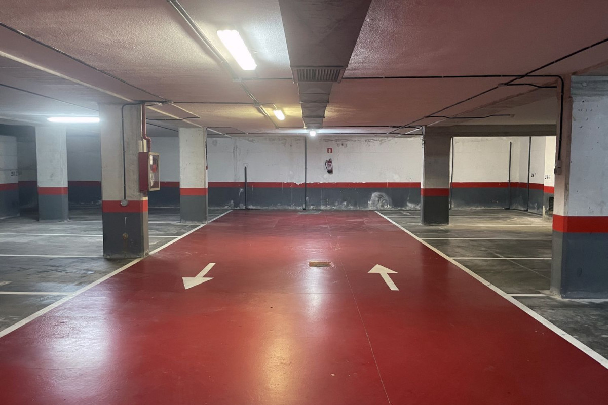 Venta de garaje en  Azkarraren Etorbidea, 61 C1 , Pamplona/Iruña photo 2