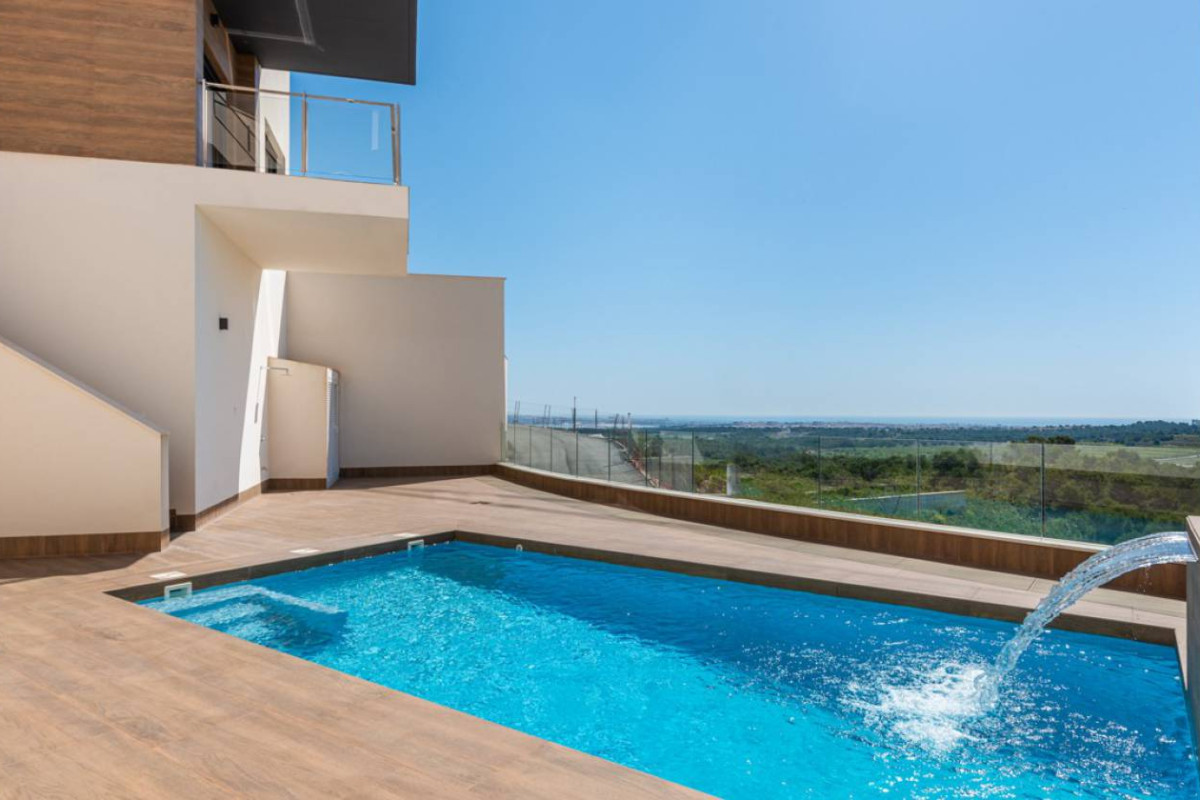 Obra nueva Bellavista Villas en San Miguel de Salinas (Revista) photo 3
