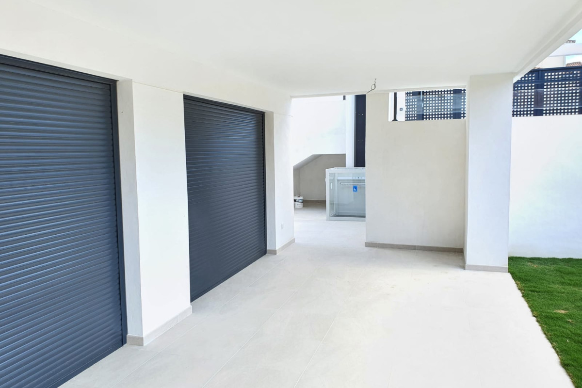 New construction Villas Mora Sun and Beach in Manilva photo 2