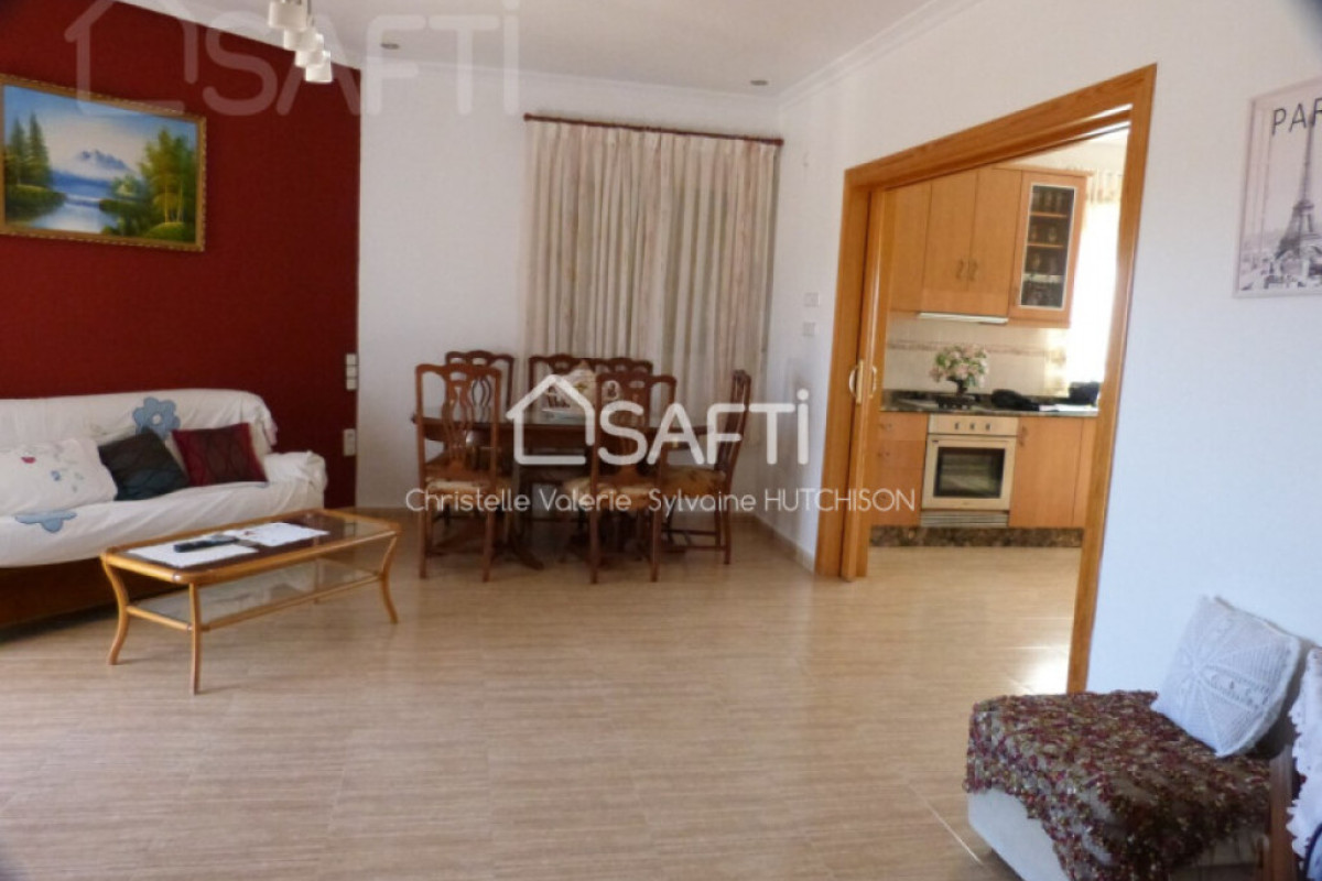 Magnífica villa de 6 dormitorios, terreno, Fortuna, Fortuna
photo 2