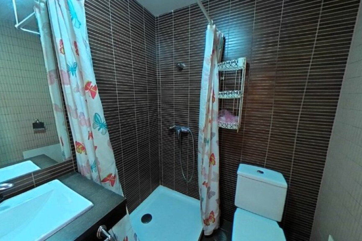 Propiedades en venta y alquiler en España photo 1
