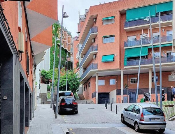 Mieszkanie na sprzedaż w , Badalona photo 3