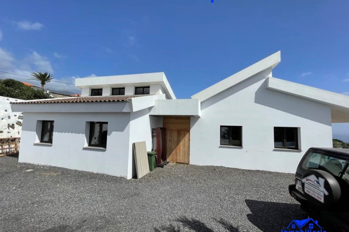 Casa-Chalet en Venta en Breña Alta Santa Cruz de Tenerife , Breña Alta
photo 1